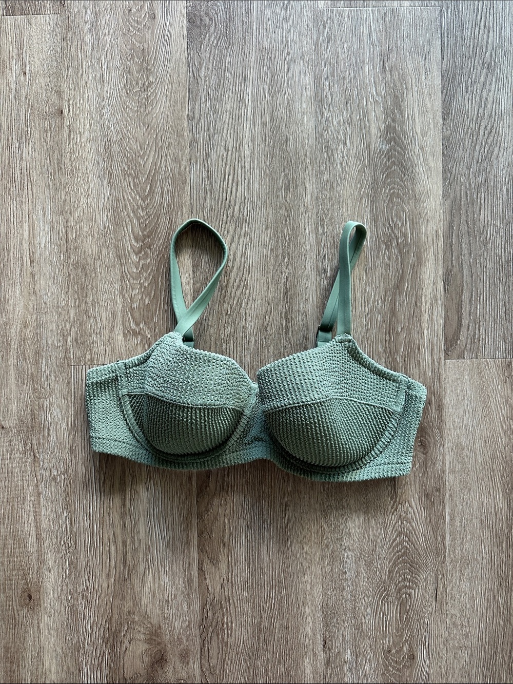 Aerie Lightly Lined Underwire Bikini Top Sage Green Textured Size 38D
